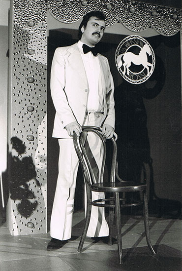 Peter-Matthias Born, Tenor und Entertainer